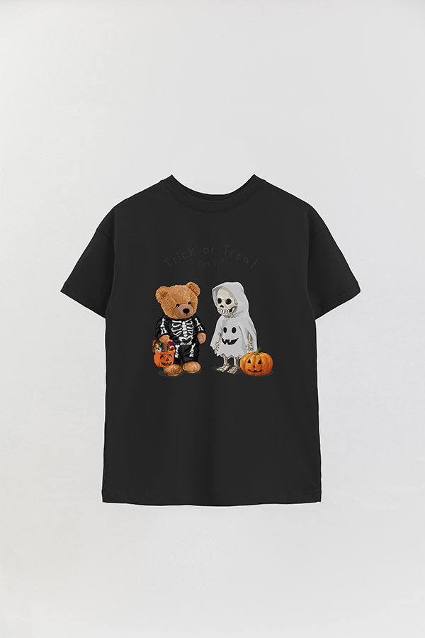 REMERA OVER ESTAMPADA UNISEX TEDDY TRICK OR TREAT