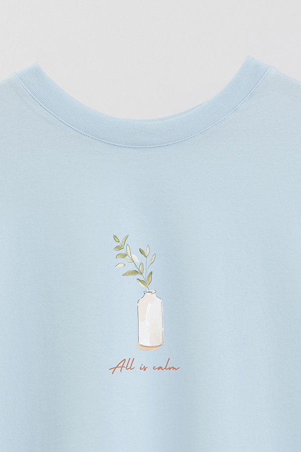 REMERA CROP ESTAMPADA COASTAL ALL IS CALM
