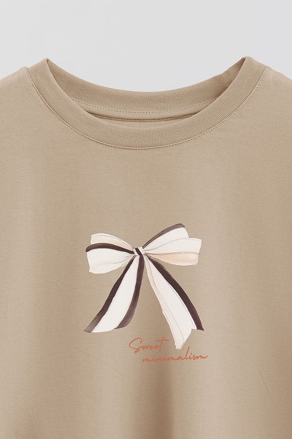 REMERA CROP ESTAMPADA COASTAL SWEET MINIMALISM
