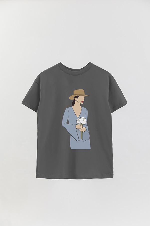 REMERA OVER ESTAMPADA LIVING IN FULL BLOOM