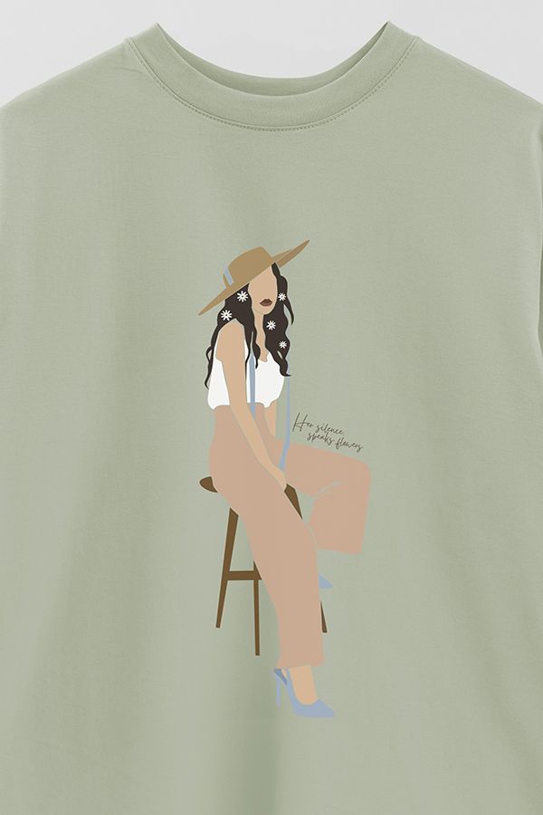 REMERA OVER ESTAMPADA HER SILENCE SPEAKS