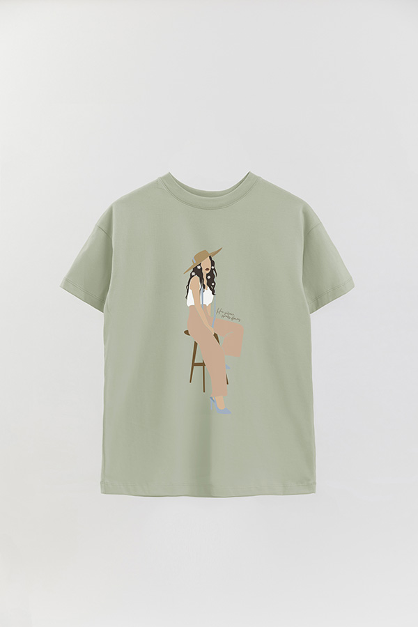 REMERA OVER ESTAMPADA HER SILENCE SPEAKS
