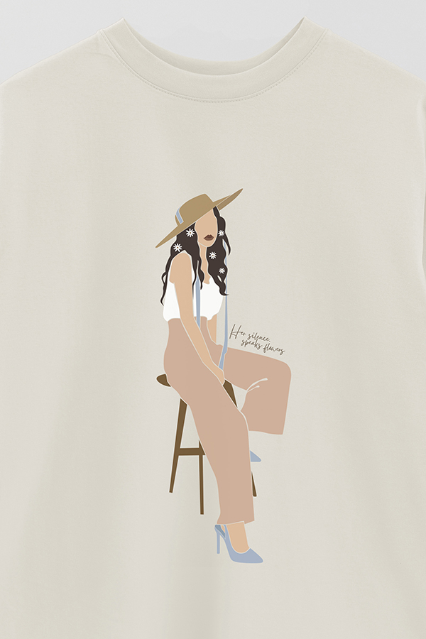 REMERA OVER ESTAMPADA HER SILENCE SPEAKS