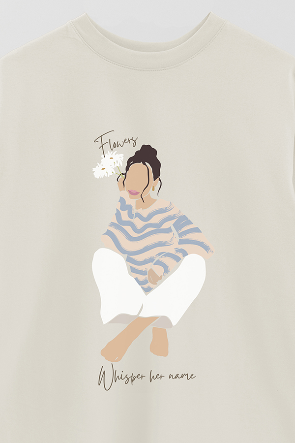 REMERA OVER ESTAMPADA FLOWERS WHISPERS