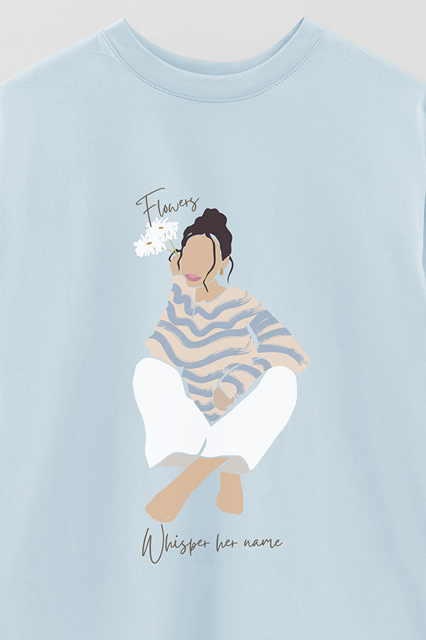REMERA OVER ESTAMPADA FLOWERS WHISPERS