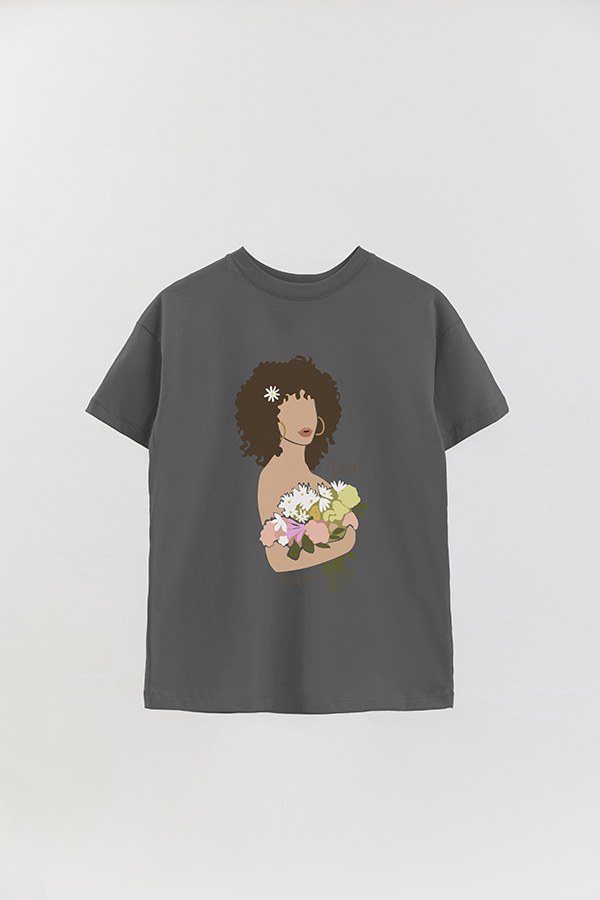 REMERA OVER ESTAMPADA FLORAL STATE OF MIND