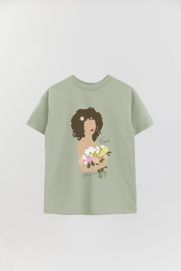 REMERA OVER ESTAMPADA FLORAL STATE OF MIND