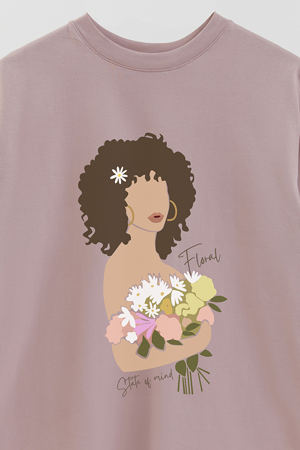 REMERA OVER ESTAMPADA FLORAL STATE OF MIND