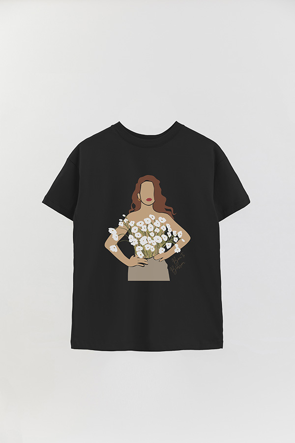 REMERA OVER ESTAMPADA BORN TO BLOSSOM