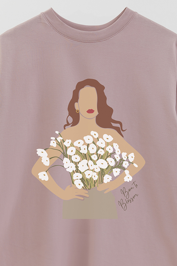 REMERA OVER ESTAMPADA BORN TO BLOSSOM