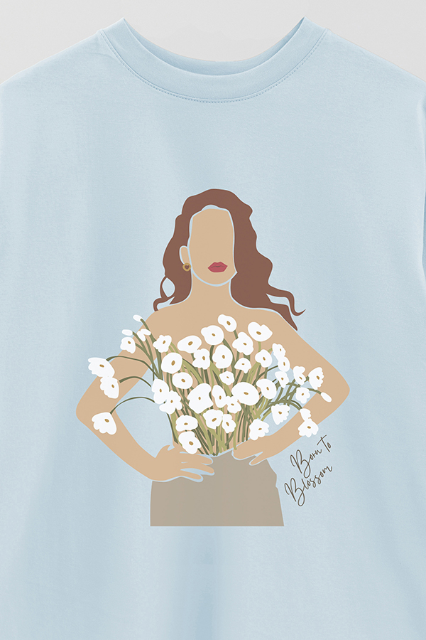 REMERA OVER ESTAMPADA BORN TO BLOSSOM