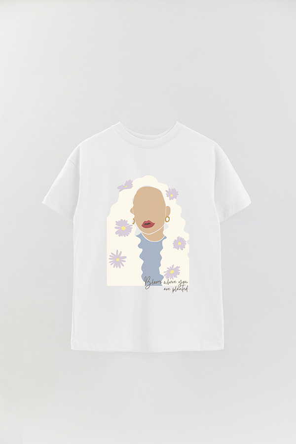 REMERA OVER ESTAMPADA BLOOM WHERE YOU ARE