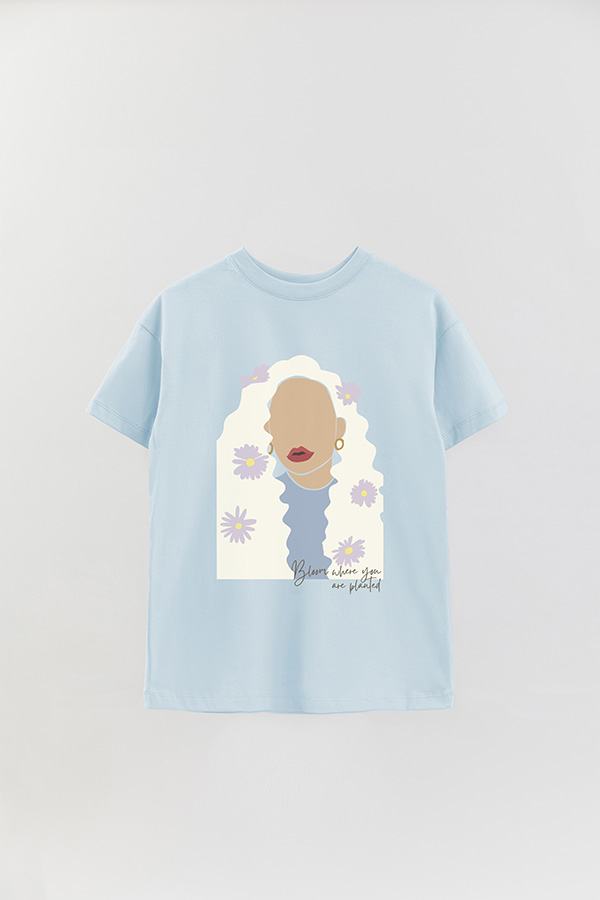 REMERA OVER ESTAMPADA BLOOM WHERE YOU ARE
