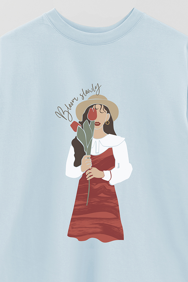 REMERA OVER ESTAMPADA BLOOM SLOWLY