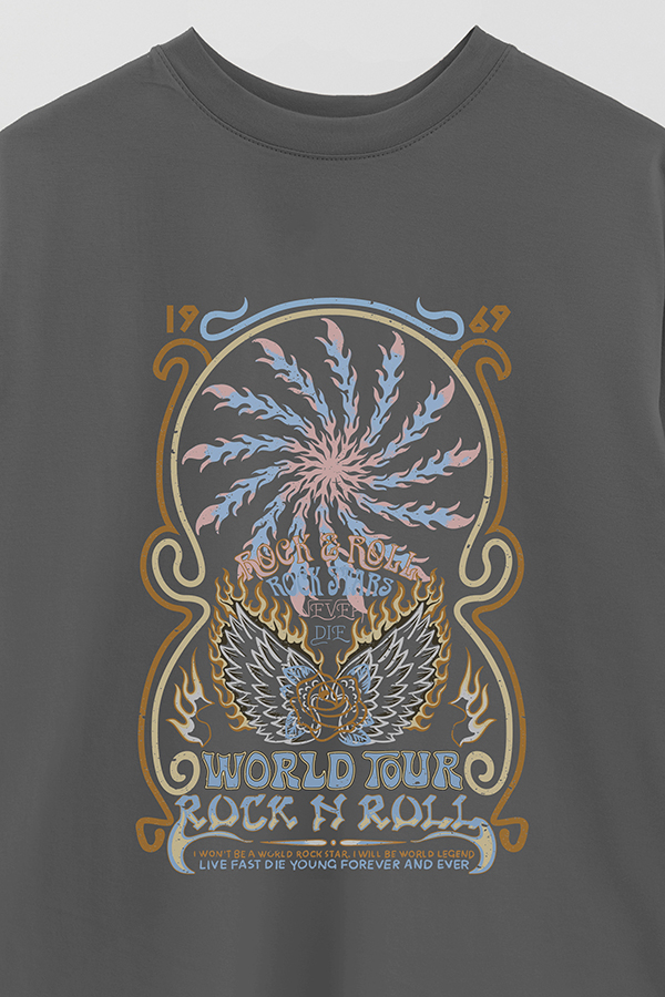 REMERA OVER ESTAMPADA WORLDTOUR
