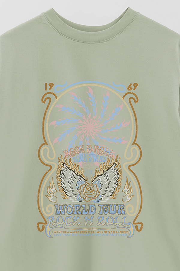 REMERA OVER ESTAMPADA WORLDTOUR