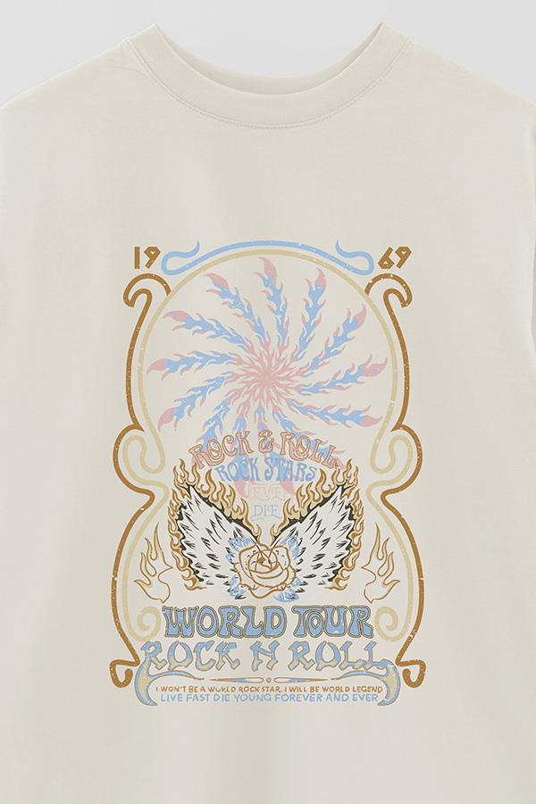 REMERA OVER ESTAMPADA WORLDTOUR