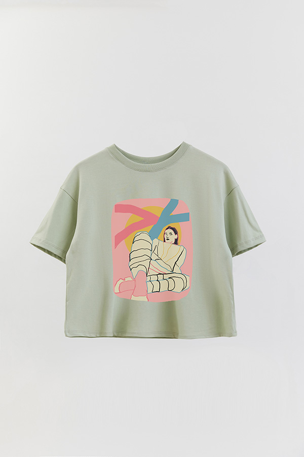 REMERA CROP ESTAMPADA ART 262