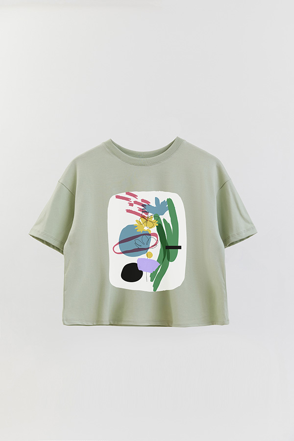 REMERA CROP ESTAMPADA ART 258