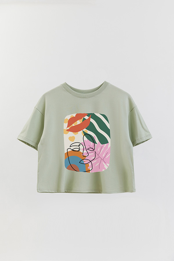 REMERA CROP ESTAMPADA ART 252
