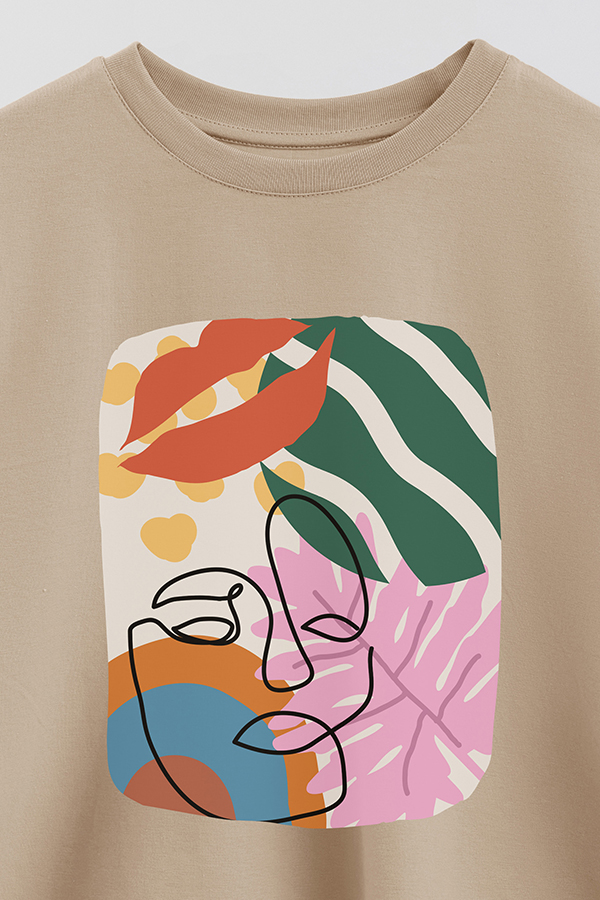 REMERA CROP ESTAMPADA ART 252