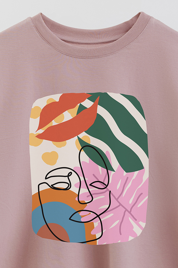 REMERA CROP ESTAMPADA ART 252