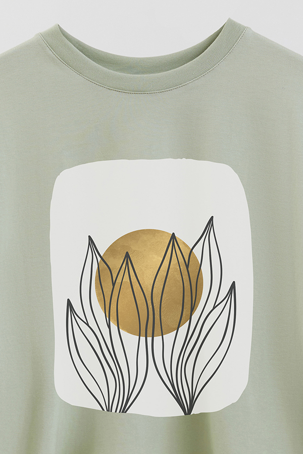 REMERA CROP ESTAMPADA ART 229