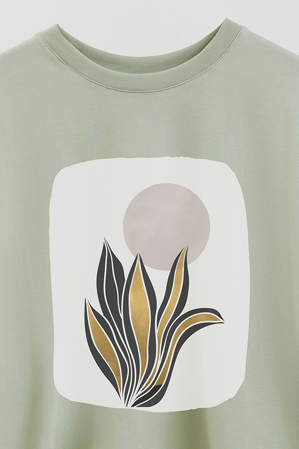 REMERA CROP ESTAMPADA ART 227
