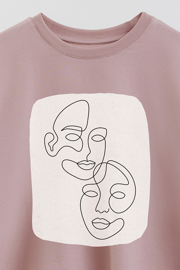 REMERA CROP ESTAMPADA ART 222