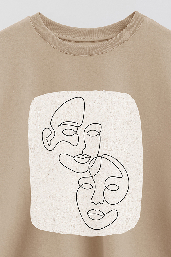 REMERA CROP ESTAMPADA ART 222