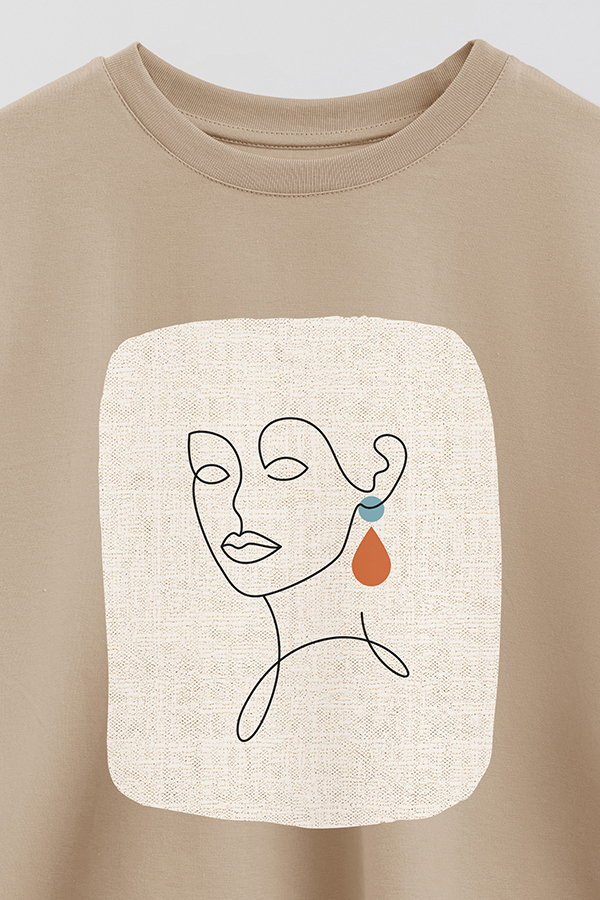 REMERA CROP ESTAMPADA ART 221