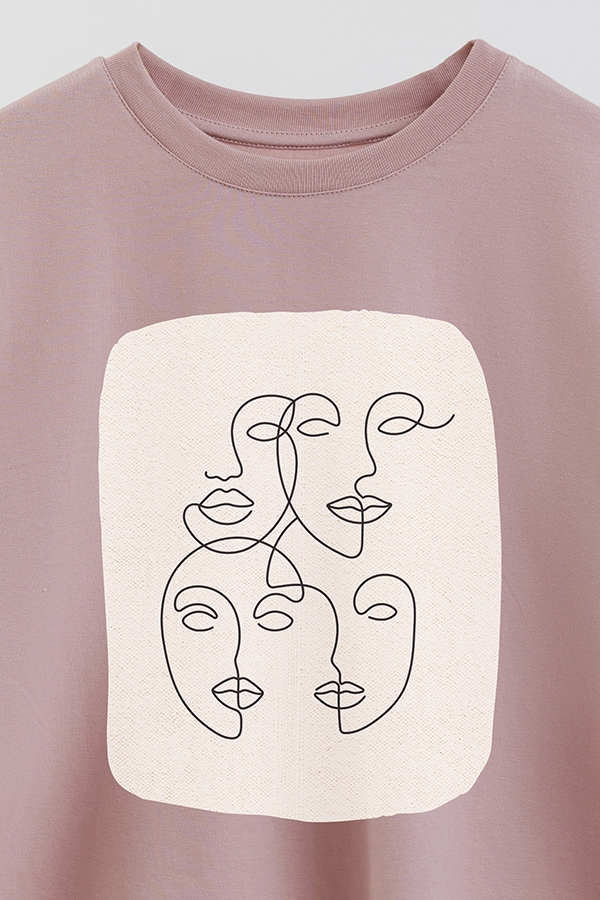 REMERA CROP ESTAMPADA ART 219