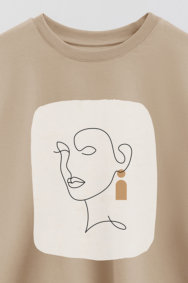 REMERA CROP ESTAMPADA ART 218