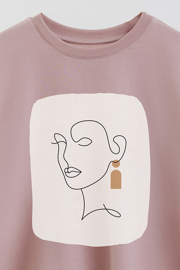 REMERA CROP ESTAMPADA ART 218