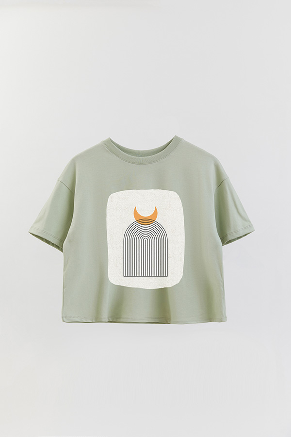 REMERA CROP ESTAMPADA ART 210