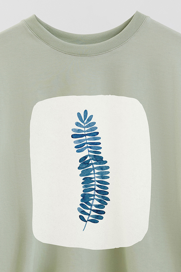 REMERA CROP ESTAMPADA ART 190