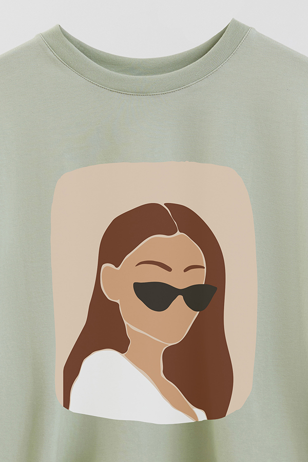 REMERA CROP ESTAMPADA ART 186