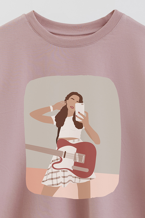 REMERA CROP ESTAMPADA ART 180