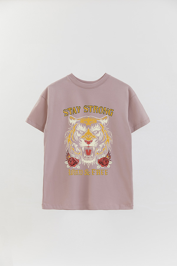 REMERA OVER ESTAMPADA STAY STRONG