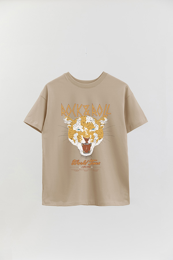 REMERA OVER ESTAMPADA ROCK N ROLL 8