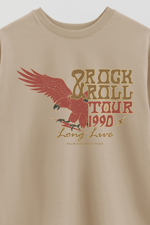 REMERA OVER ESTAMPADA RNR TOUR 1990