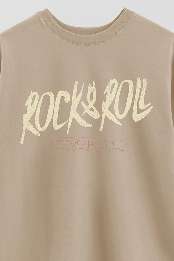 REMERA OVER ESTAMPADA RNR NEVER DIE