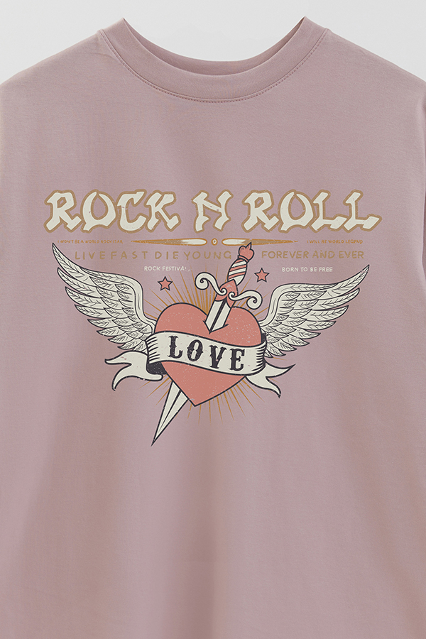 REMERA OVER ESTAMPADA RNR LOVE