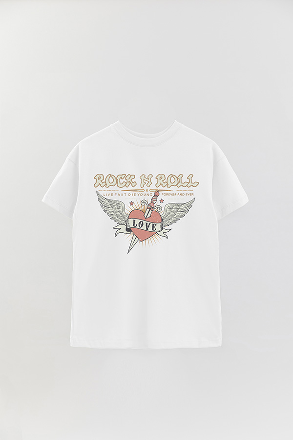 REMERA OVER ESTAMPADA RNR LOVE