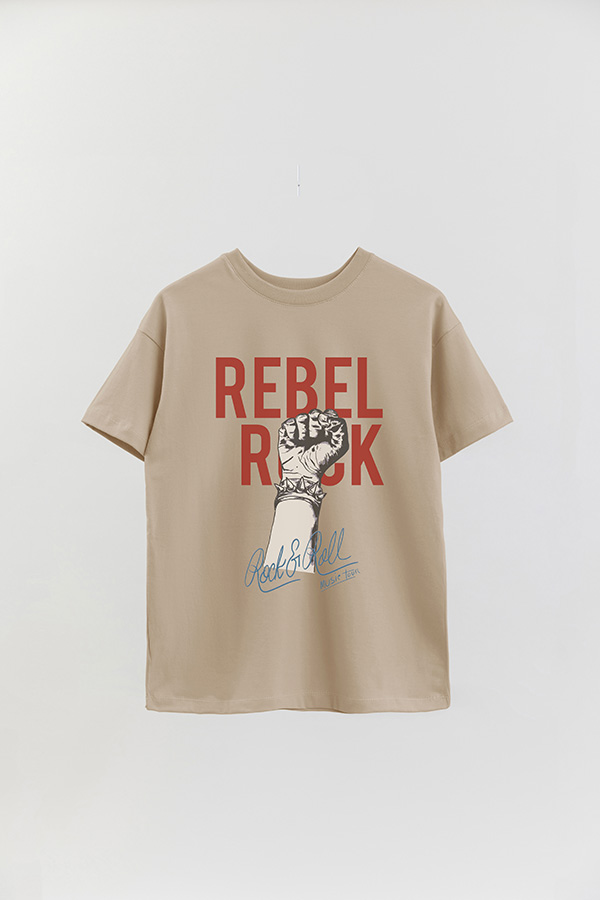 REMERA OVER ESTAMPADA REBEL ROCK 3