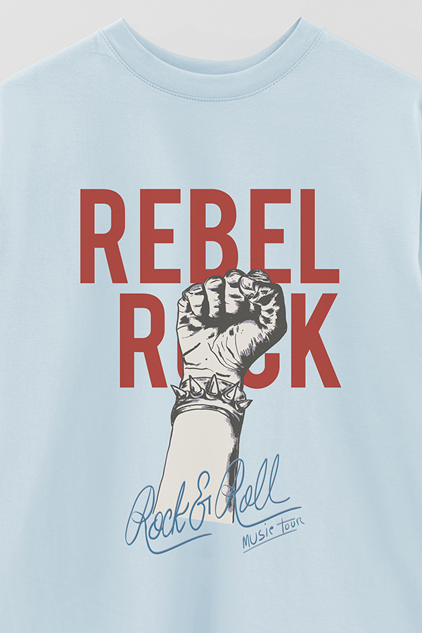 REMERA OVER ESTAMPADA REBEL ROCK 3