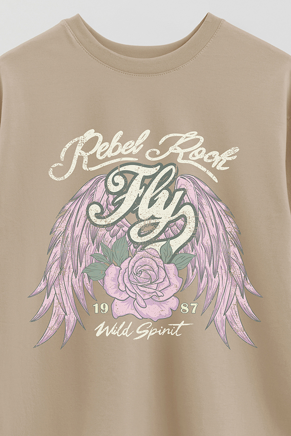 REMERA OVER ESTAMPADA REBEL ROCK 2