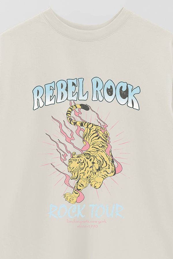 REMERA OVER ESTAMPADA REBEL ROCK 1