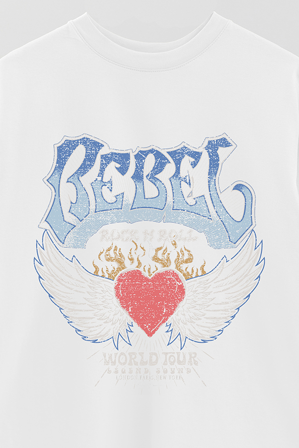 REMERA OVER ESTAMPADA REBEL 2
