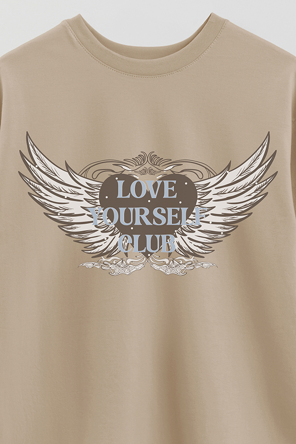 REMERA OVER ESTAMPADA LOVE YOURSELF